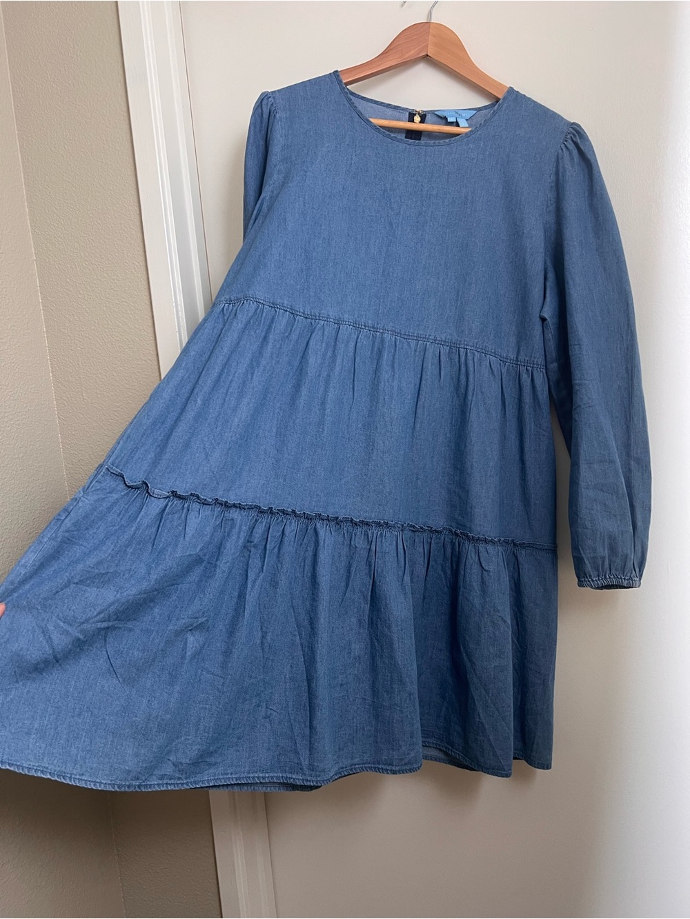 Draper James 100% Cotton Chambray Tiered Babydoll Dress Cottagecore L - Picture 3 of 11